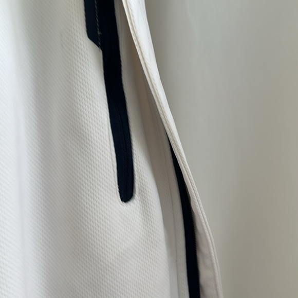 Bobby Jones X-H20 wind/rain jacket w Sand Hills Golfcourse logo on left chest - Picture 5 of 5